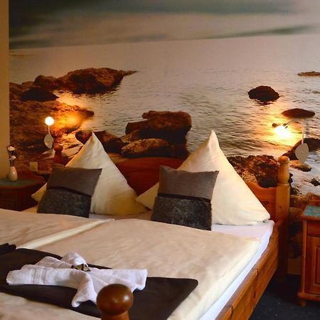 Gaestehaus Des Haus Krone Bexbach Ngoại thất bức ảnh