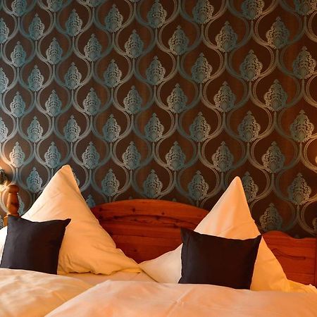 Gaestehaus Des Haus Krone Bexbach Ngoại thất bức ảnh